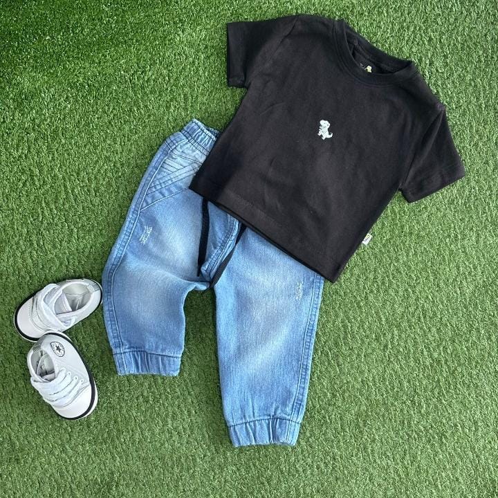 Conjunto Camiseta Negra