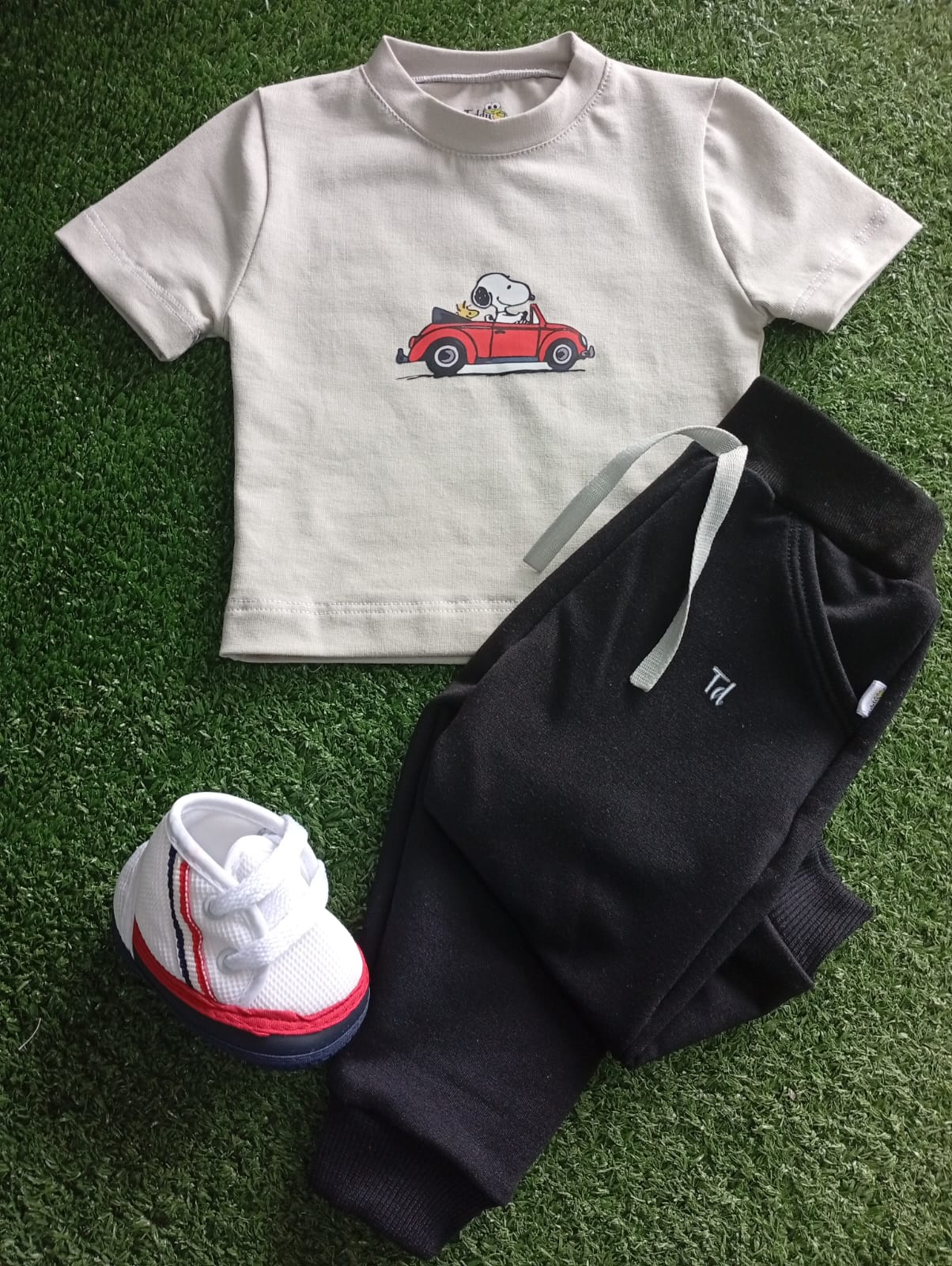 Conjunto Snoopy Auto Rojo