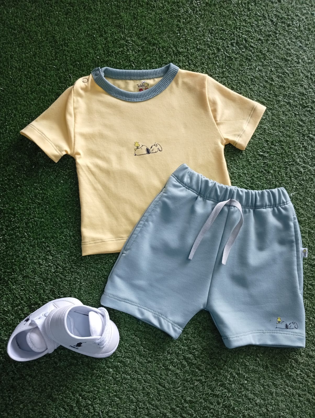 Conjunto Amarillo Pastel