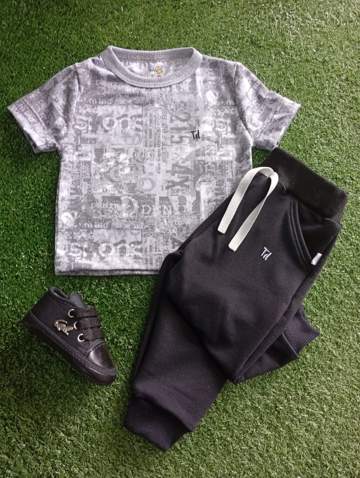 Conjunto Estampado Gris Negro